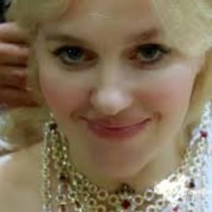 Meet your Posher, Janis